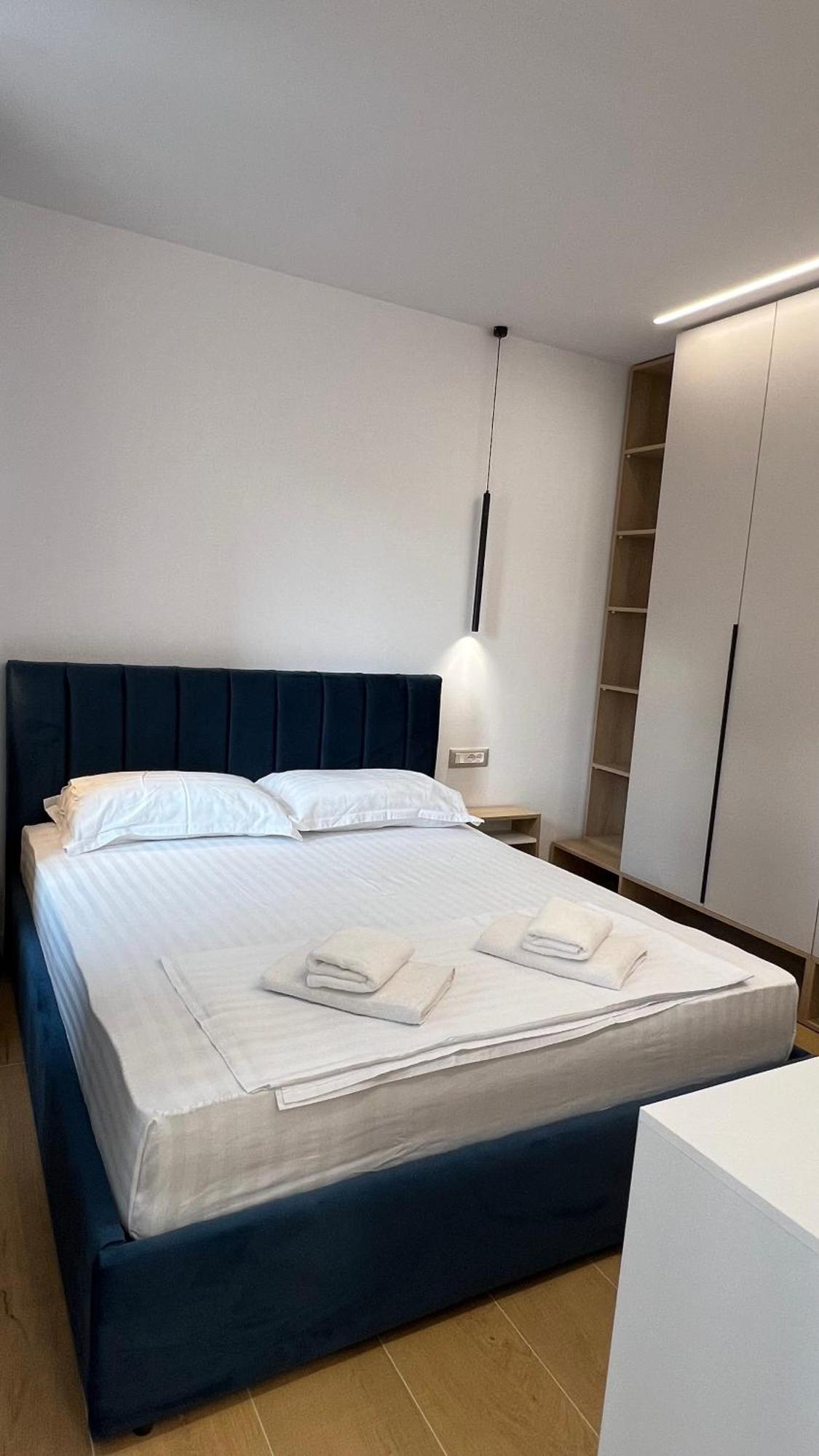 Tirana Central Apartments Bagian luar foto