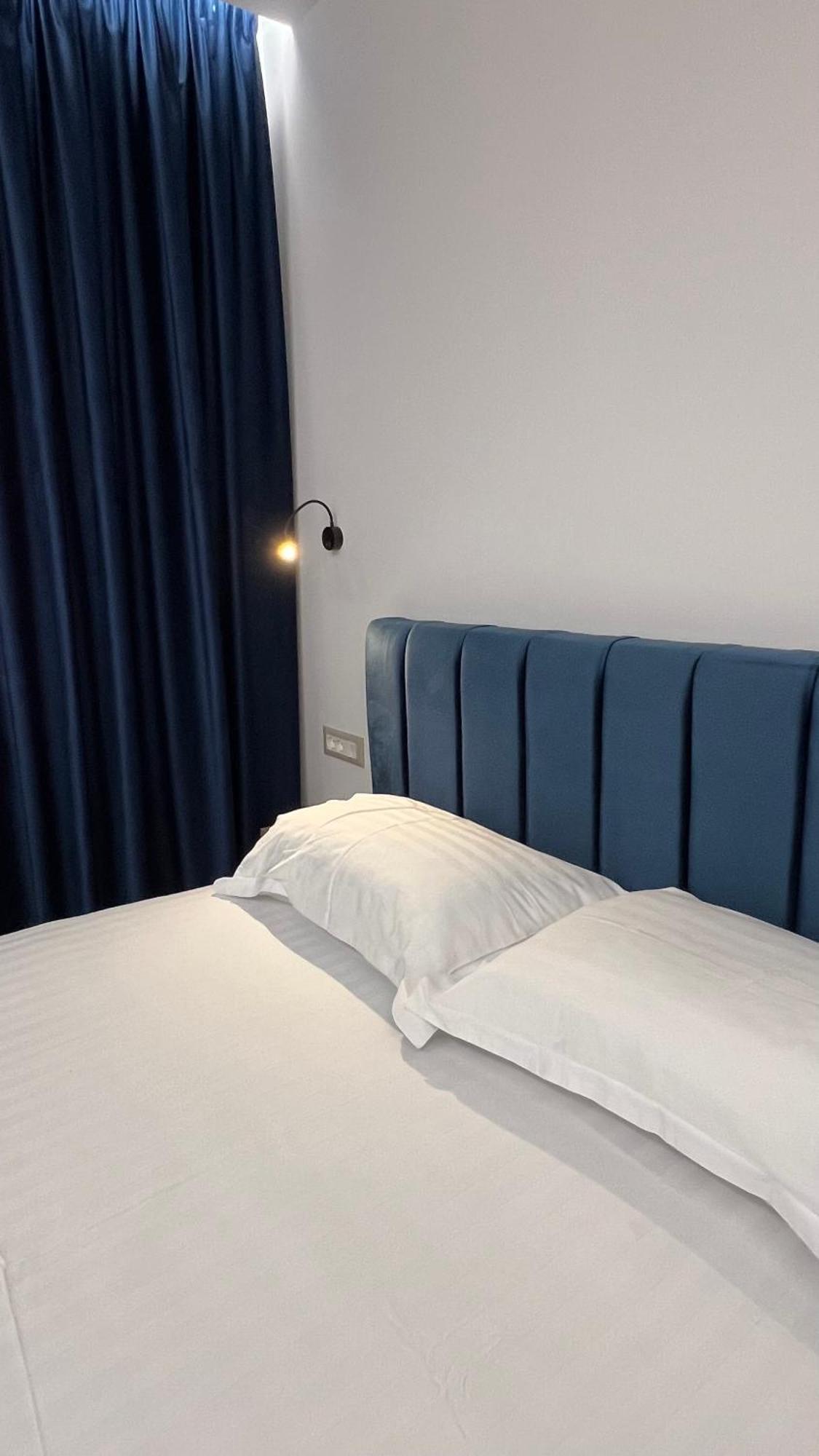 Tirana Central Apartments Bagian luar foto