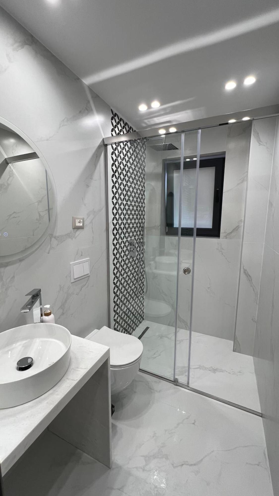 Tirana Central Apartments Bagian luar foto